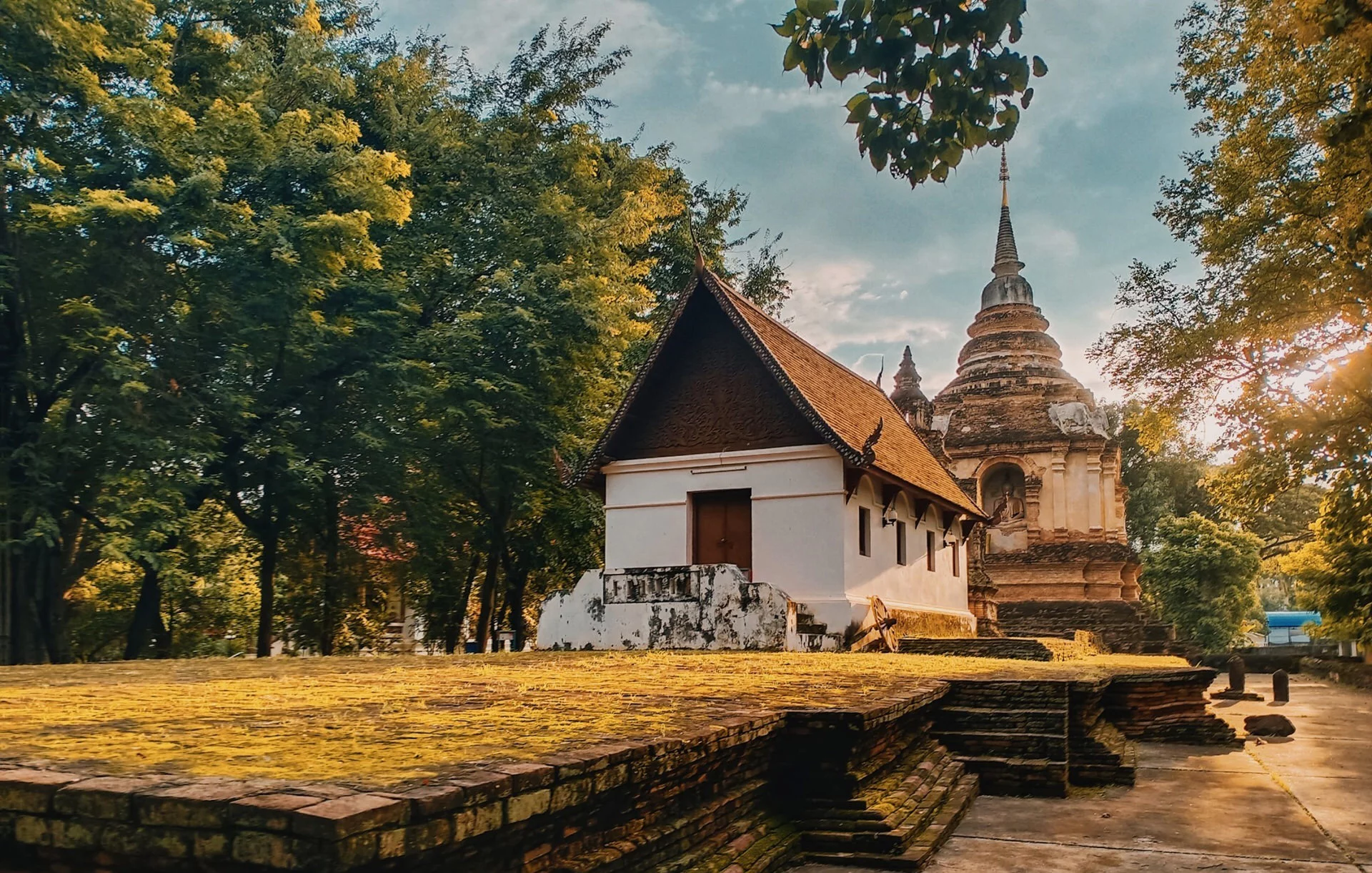 อุโบสถวัดมหาโพธธาราม (เจ็ดยอด)